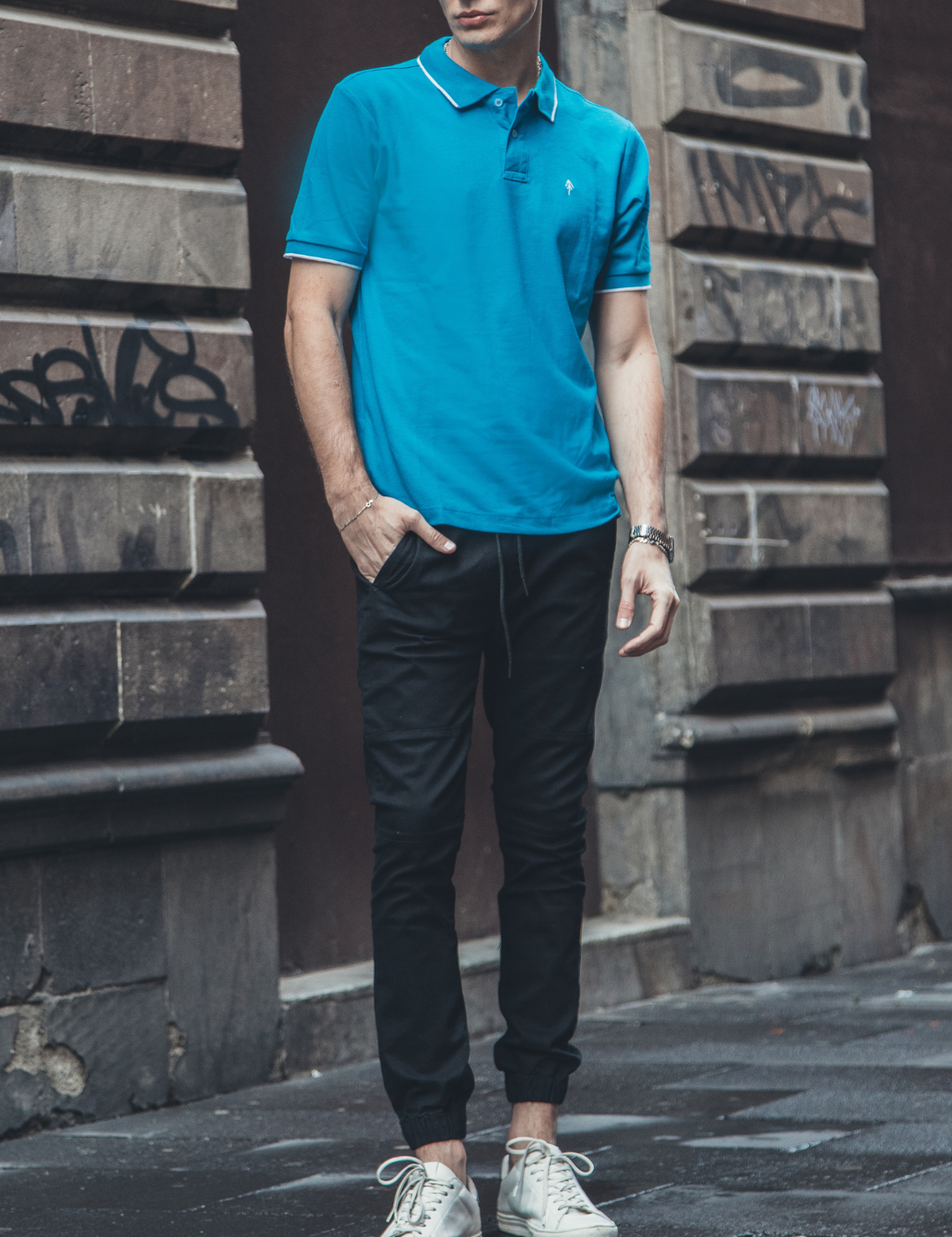 Joggers de algodón vs joggers deportivos: ¿cuál te conviene?