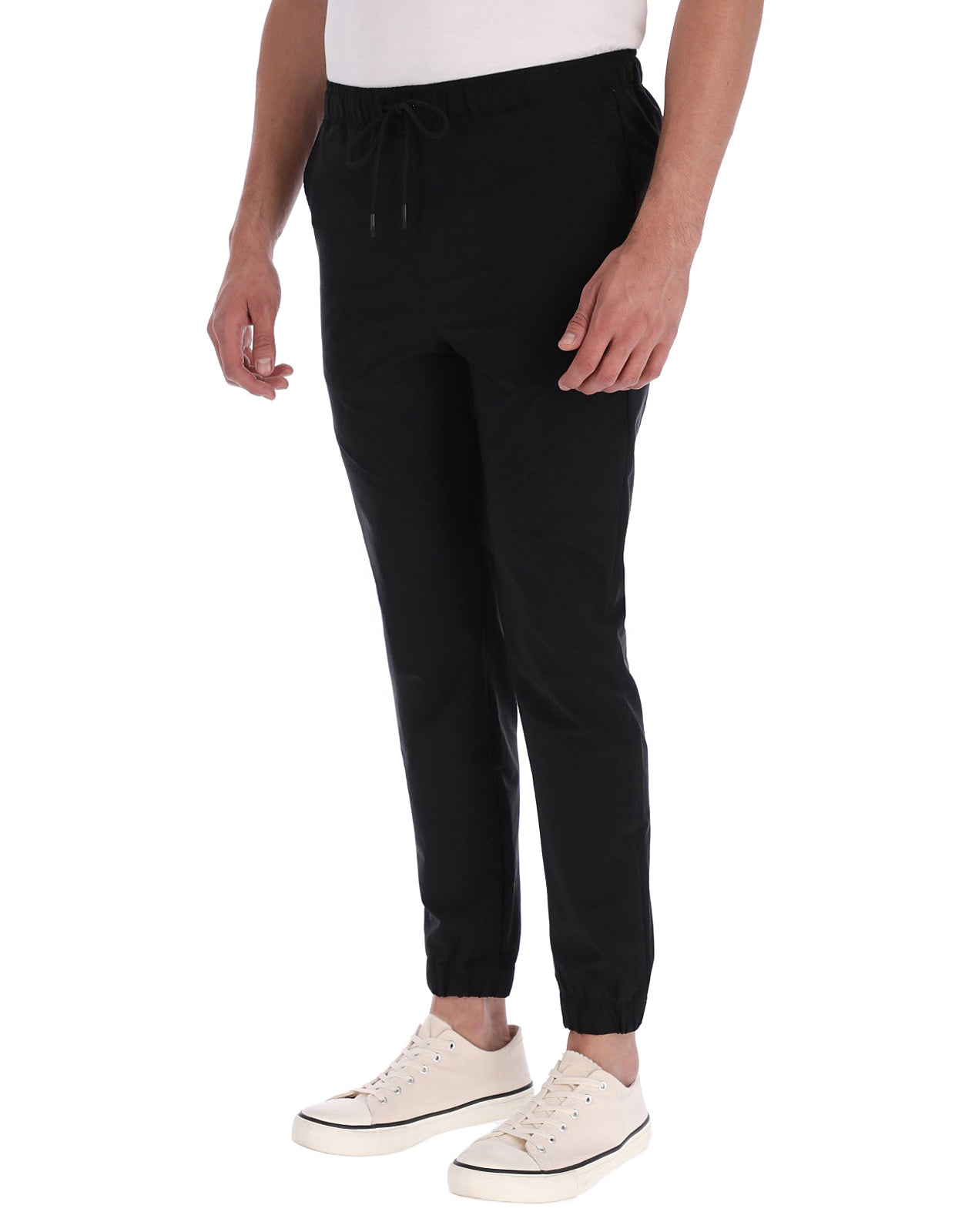 Jogger Para Golf Elástico Corte Slim - Negro