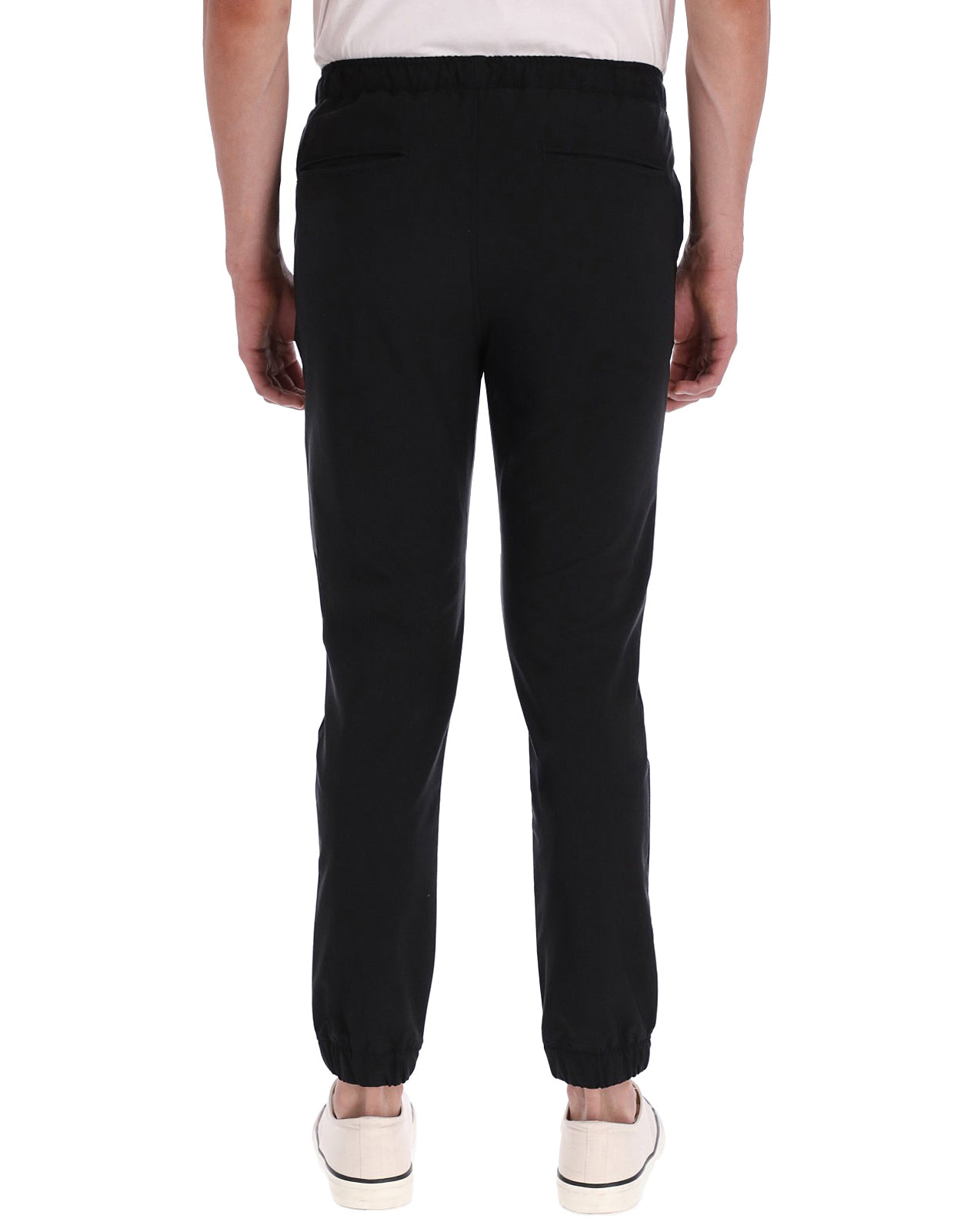 Jogger Para Golf Elástico Corte Slim - Negro