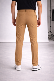 Pantalón Estilo Chino Deportivo Elástico Slim - Camel