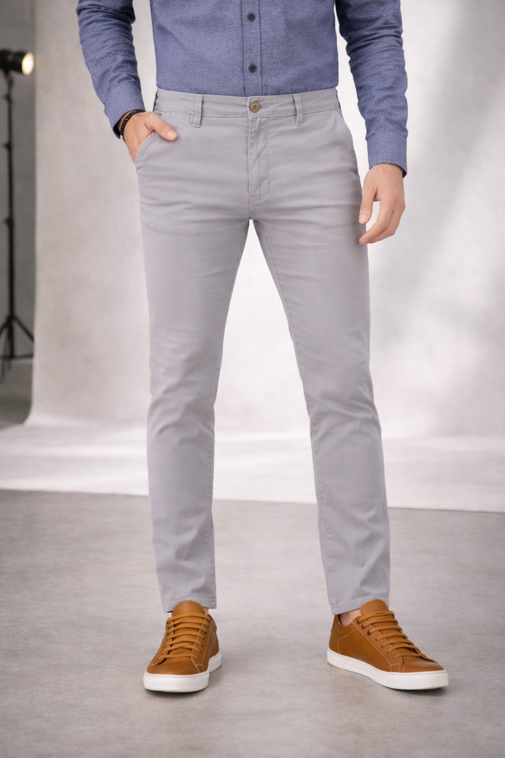 Pantalón Chino de Gabardina Slim - Gris Perla